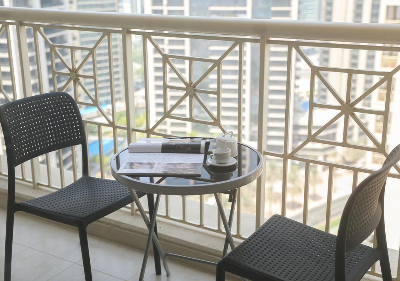 Nasma Luxury Stays - Fancy Apartment With Balcony Near Burj Khalifa Dubai Exterior foto